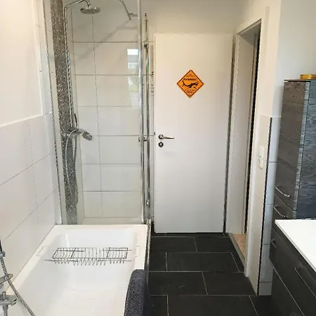 Ruhige Ortsrandlage 1 Homestay Kiel